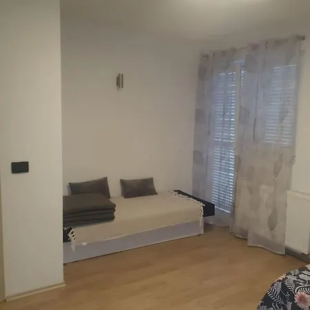 Apartment Maro